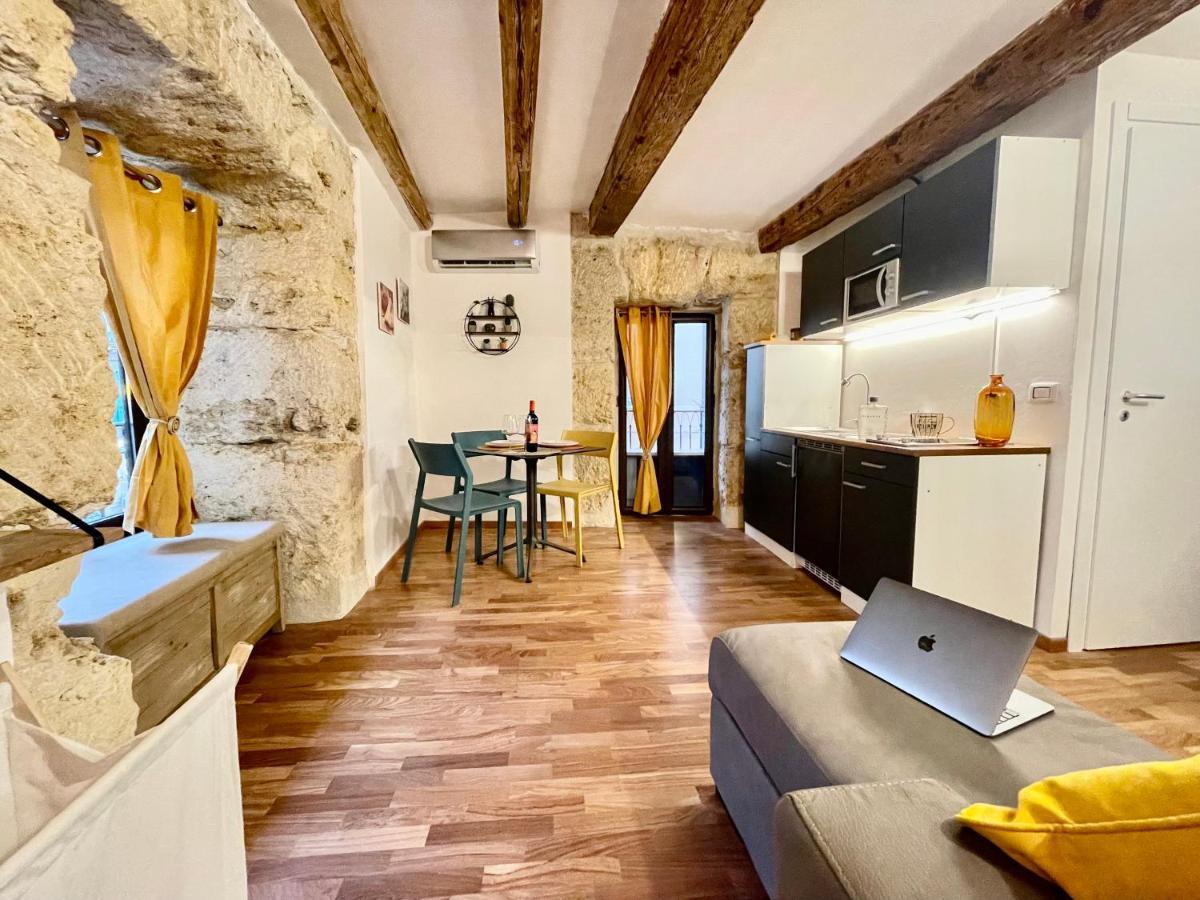 Corrieri Little Apartment ปาแลร์โม ภายนอก รูปภาพ